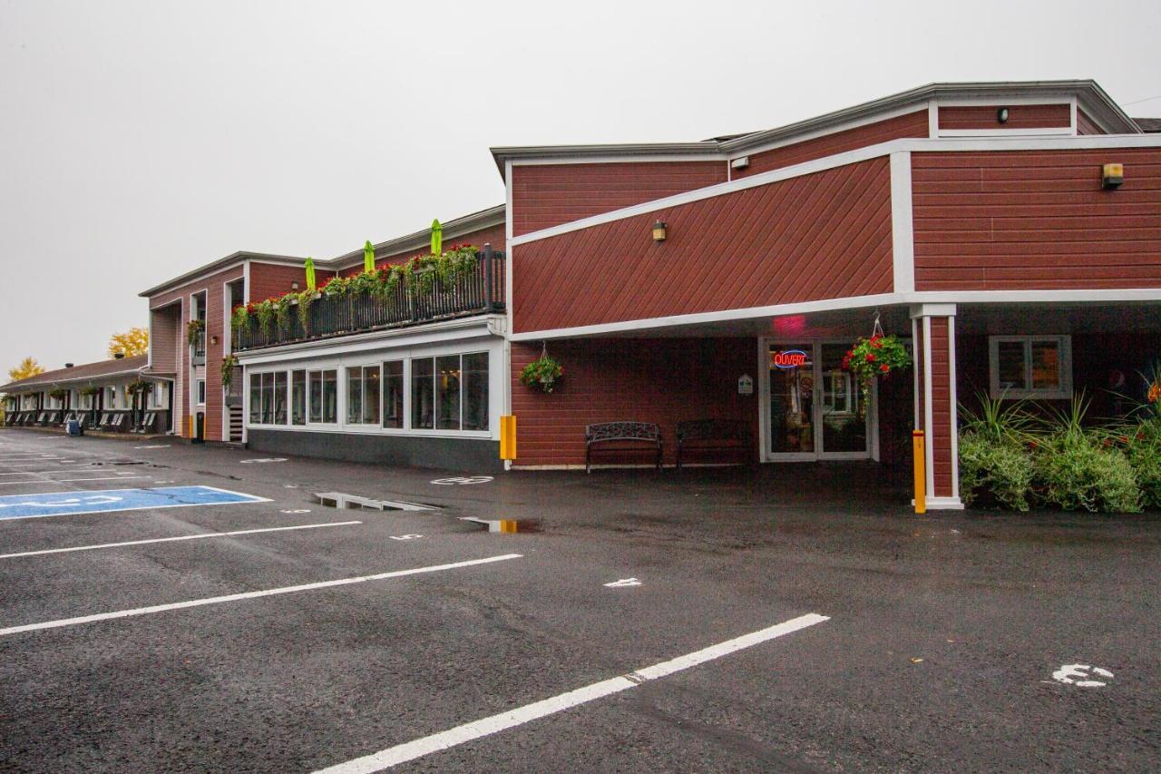 Hotel Et Motel Le Chateauguay Quebeque Exterior foto